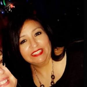 Meet your Posher, Mona